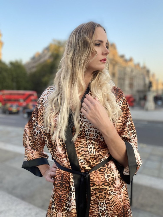 417 Valentina дамски халат Forex - бежов