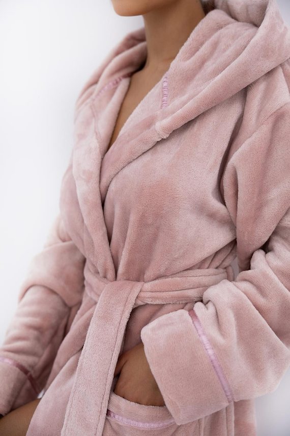 Дамски халат Amaris Sensis, розов - мек халат с качулка, елегантен и удобен