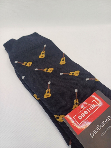 Мъжки чорапи Милена Авангард 0125-122 – Малки китари | Памук, без налягане, полско производство - черен