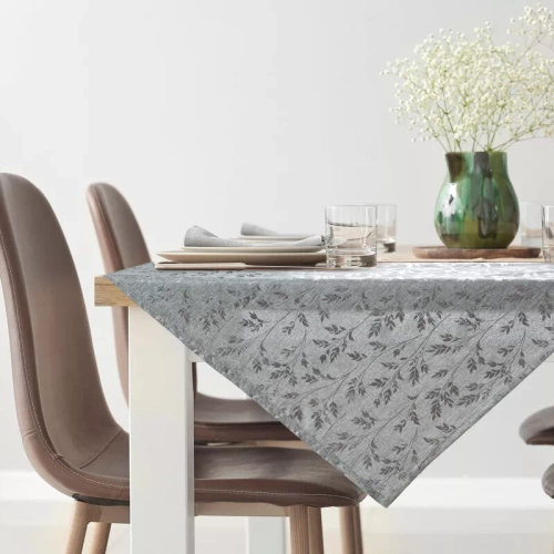 Листа за покривка Симона с щампа лъскава европерде, сребристо