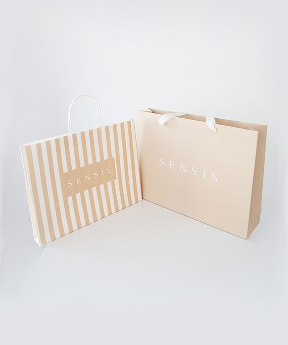 Подаръчна торбичка Sensis – хартиена, средна W26 (40×10×30 см)