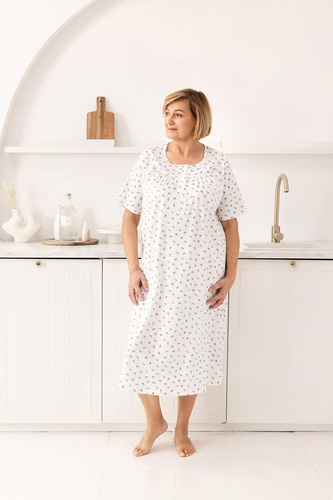 Нощна риза 019 Regina – дълга, бавовнена, с деколте на копчета | Елегантност и комфорт