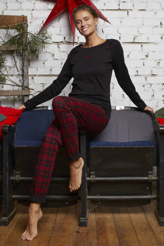 Ordesa Дамска пижама с дълъг ръкав и дълъг панталон Италианска мода - черно/принт