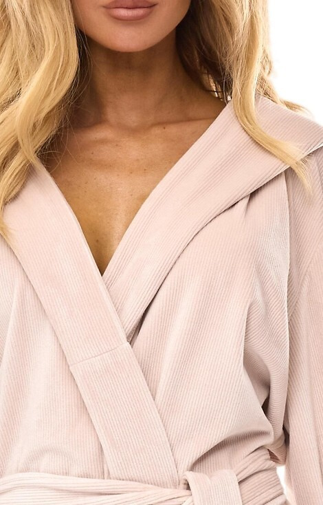 2509 Szlafrok damski L&L Luna krótki z kapturem angora – wygodny i lekki