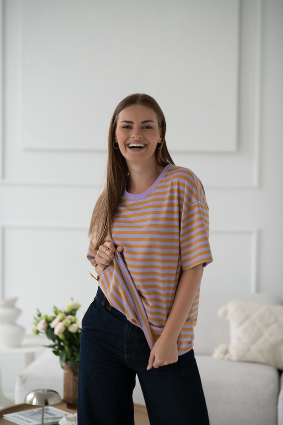 Тениска за бременност и кърмене Mamahood Milk&Love, медено и лилаво райе – удобно и стилно