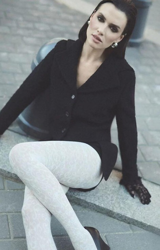 1235 Чорапогащи Perse Gabriella в цвят екрю – орнаментирани 60 den, 3D технология