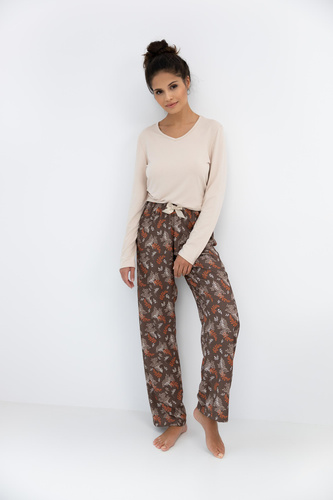 Дамска пижама Shelby Sensis - вискоза, топ с дълъг ръкав и шарени панталони