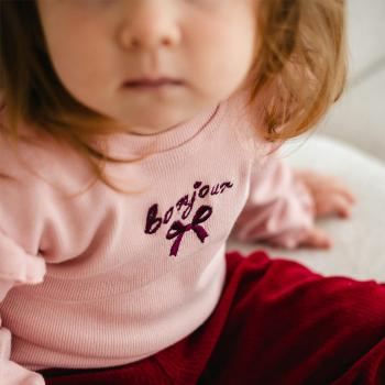 Бебешка блузка Fluffy Tails Eevi с рипси - розова, с волани на раменете