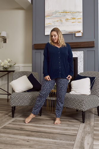 Sajna Дамска пижама с дълъг ръкав и дълъг панталон Италианска мода - морско синьо/принт