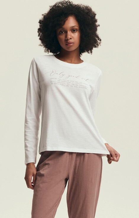 43701 Дамски пижамен комплект Delanie Henderson от прашно розов памук, дълъг ръкав и панталон