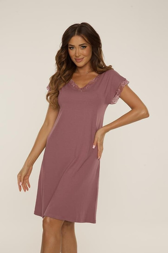 816 Лешникова нощница De Lafense - горски плодове