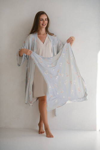 Цветя върху бамбуково повиване Blue Milk&Love