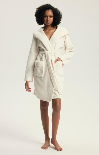 43599 Дамски халат с качулка Darlan Henderson Cream – мек, лек, над коляното