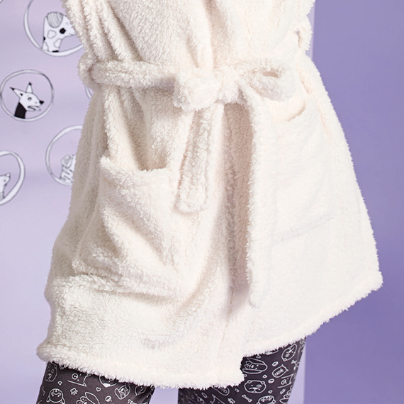 Дамски халат Igrid Sorbetto - бял, пухкав с качулка с мече