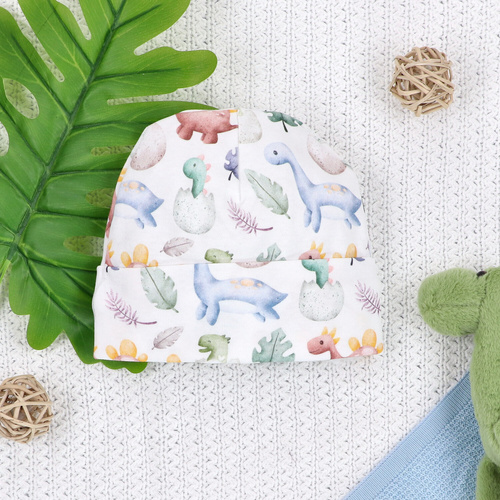 ABN-5580 Бебешка шапка Dino Explorer Nini – органичен памук, мека и дишаща