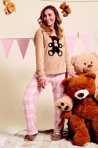 Дамска пижама Madlen Sorbetto, кафяво - полар, с бродерия плюшено мече и панталон на каре