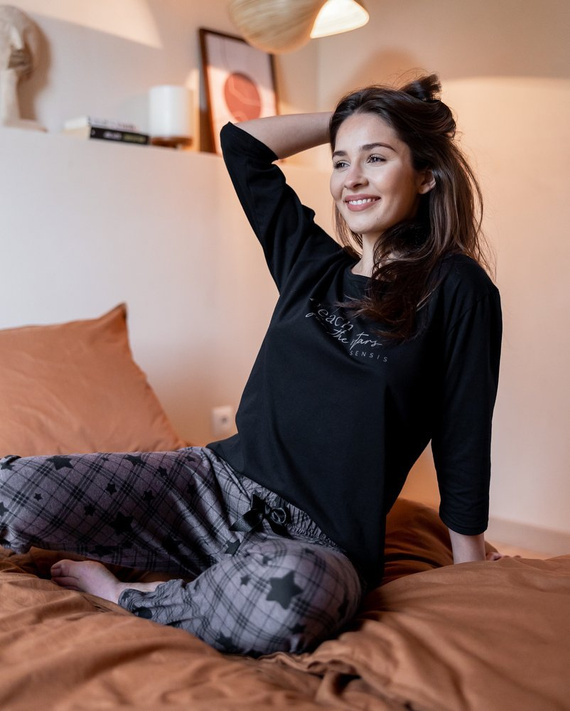 Дамска пижама Sensis Reach For The Stars - черно-кафява