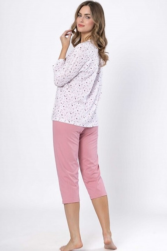 Дамска пижама Добрусия 1636 – розов памук, 3/4 ръкав, закопчаване с копчета