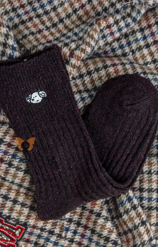 YN5035 Топли дамски чорапи Magnetis, кафяви - оребрени с апликация