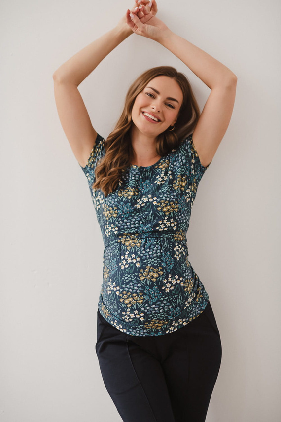 Milk Shirt Блуза за кърмачки и бременни с къс ръкав Milk&Love поляна на морско синьо