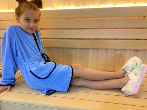 374 / 375 Desiree Детски халат за баня - син