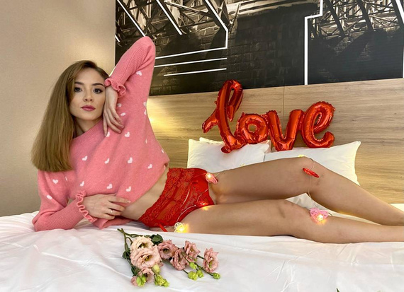 945 Babette Forex колан за жартиери - червен