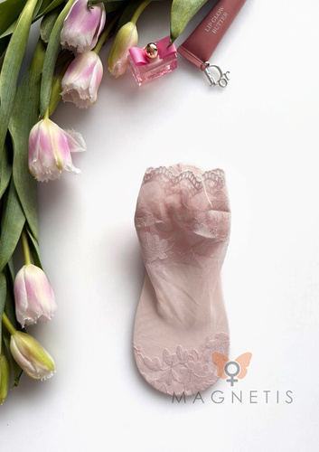 Дамски дантелени чорапи Magnetis GC-251133 с флорален мотив и памучно стъпало light pink
