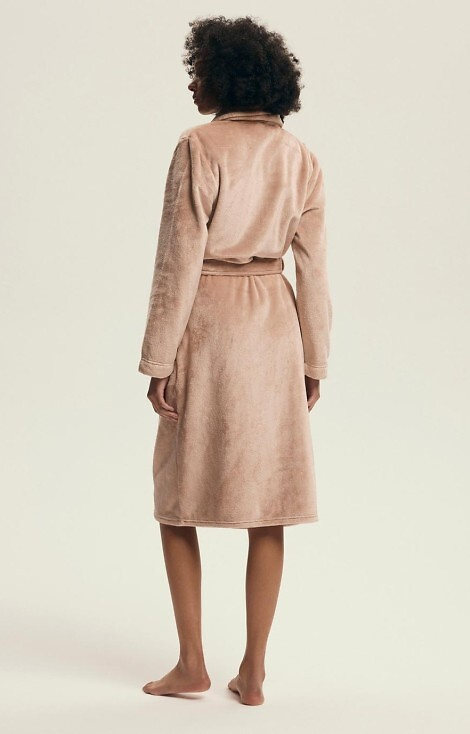 43595 Дамски халат Dextra Henderson в прасковен цвят – мек, с връзки, под коляното