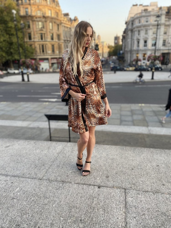 417 Valentina дамски халат Forex - бежов