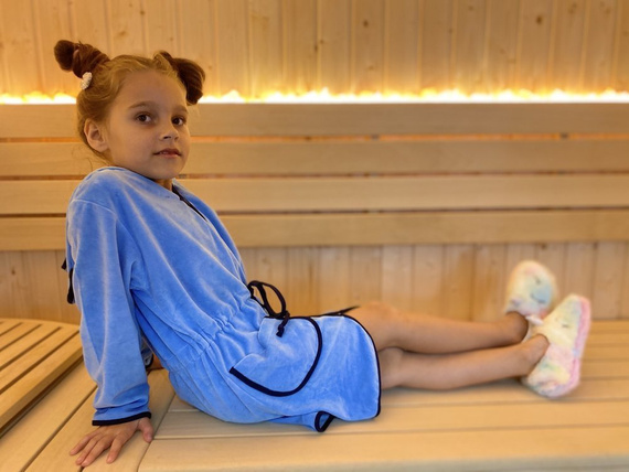 374 / 375 Desiree Детски халат за баня - син