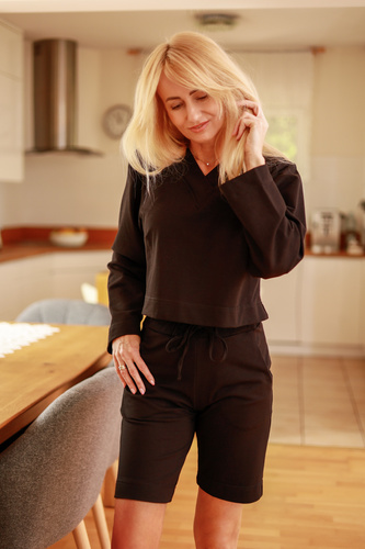 Diego - дамски комплект: суичър + шорти, 95% памук 5% еластан | Полска марка Mirale - черен