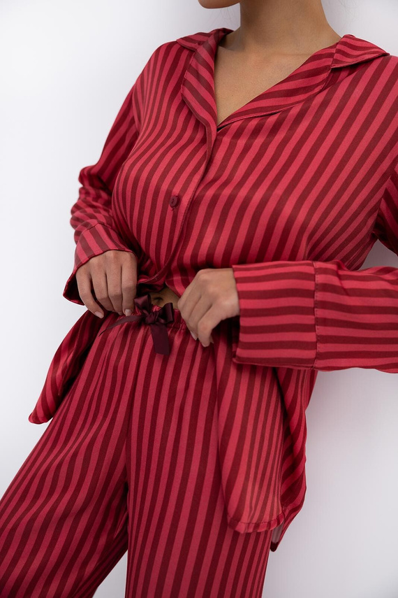 Дамска пижама Rosemary Sensis - вискоза, с цип, на райета