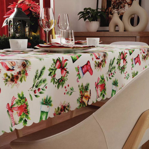 C03 Червена коледна покривка за маса Marquiseta – водоустойчива, елегантна, полско производство