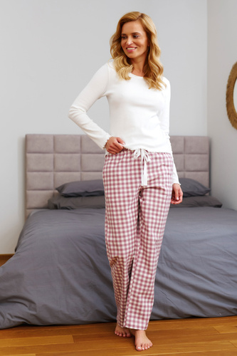 Doctor Nap 7302 – Дамска пижама с дълъг ръкав и панталон на каре