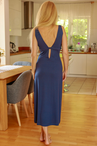 Рокля Senai Mirale – Дълга вискоза с V-образно деколте отпред и отзад | Полско производство - тъмносиньо