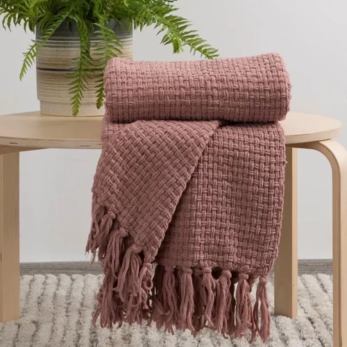 Сузи Одеяло, тъкано кувертюра с ресни, евро перде, пудра