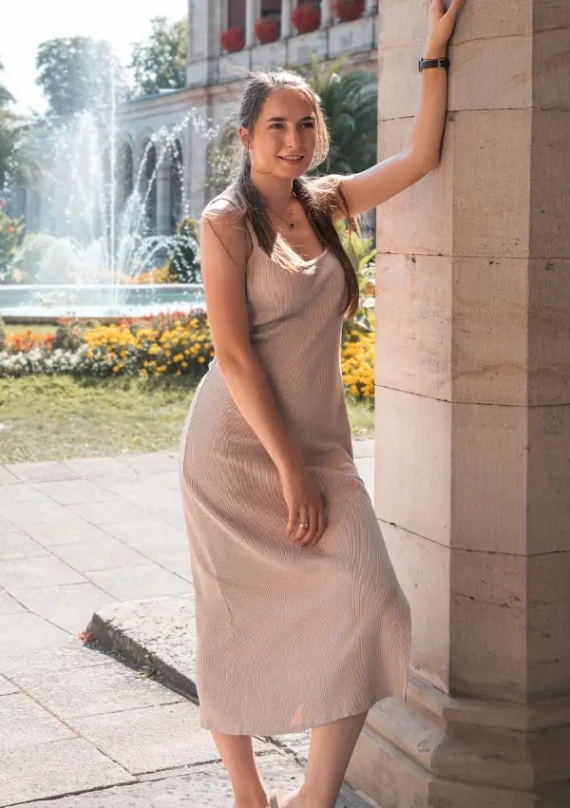 DK-K-P7 DKaren памучна рокля - капучино