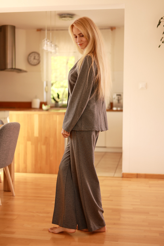 Emi - елегантно дамско яке, 95% памук 5% еластан | Полска марка Mirale - сив