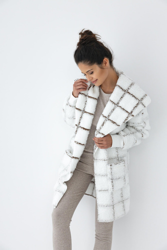 Жилетка Sensis Delphine - бяла каре