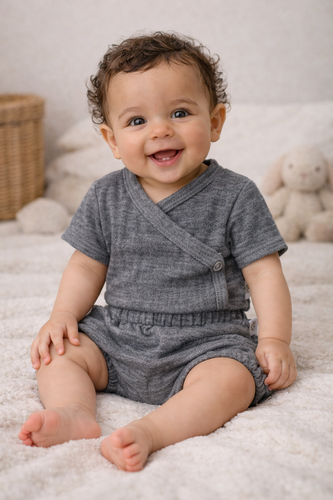 Дантелен сутиен Soft Lace Lunéa navy– без банели, мека поддръжка за всеки ден