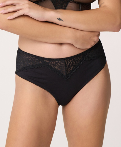 Дамски бикини Babell 225 памучни с дантела – класически комфорт