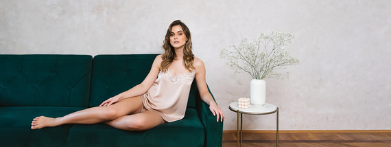 Touch Дамска пижама с къси панталони, слим фит Италианска мода - бежова