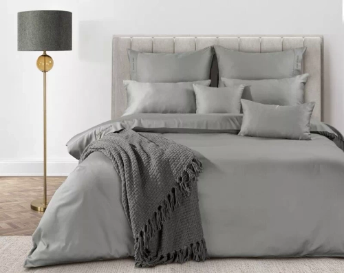 1C Елегантно спално бельо от сатен Eva Minge Steel Eurocurtains | Macosatin 100% памук