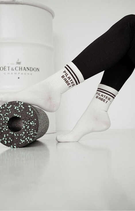 0200-189 Дамски памучни чорапи Pilates Babe! Milena в цвят екрю