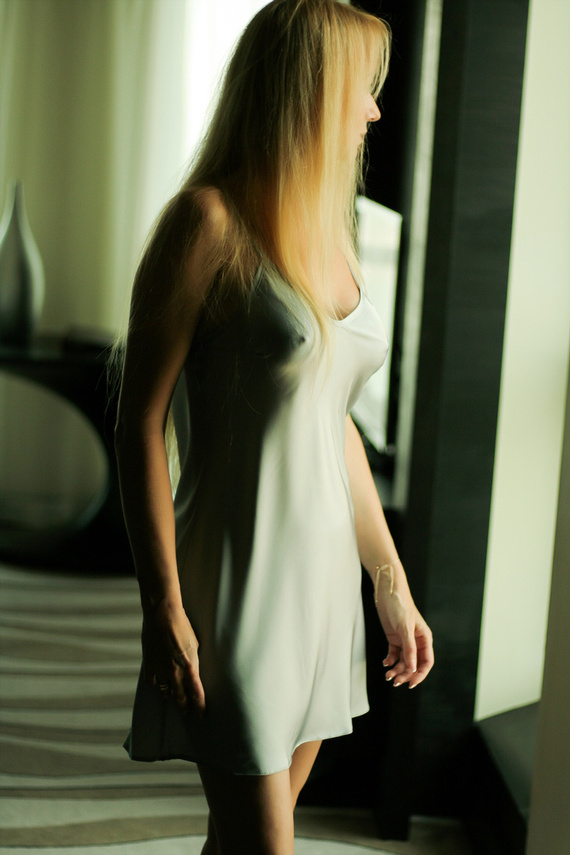 Дамска сатенена риза Kalimo Ibiza slips - сребриста