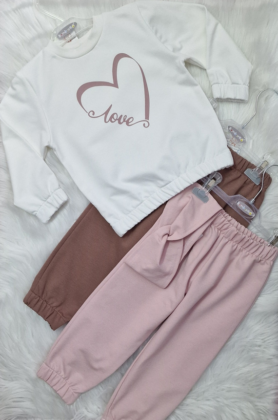 Детски суитшърт Love Heart Bambarillo в екрю - плат за суитшърти, памук с еластан