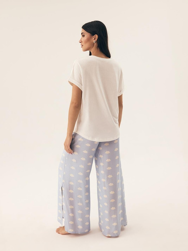 42730 Дамска пижама Nubes Henderson - кремава