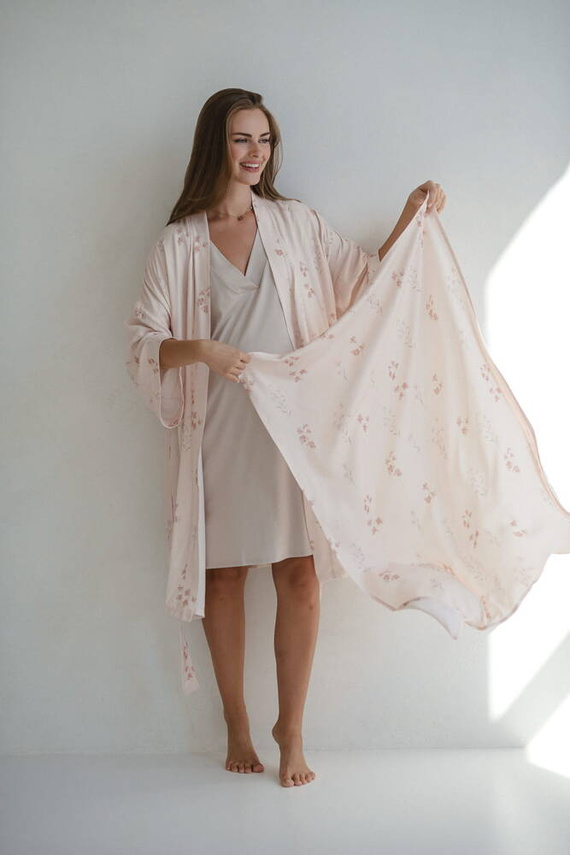 Цветя върху бамбуково повиване Pink Milk&Love