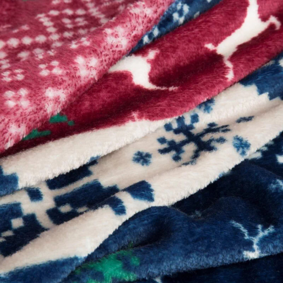 Коледно одеяло Eurofirany, тъмносиньо и червено със скандинавски мотив – меко одеяло от микрофибър, 240 г/м²