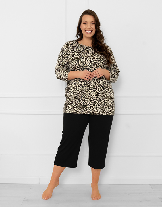 Дамска пижама Kenia Италианска мода - леопардов принт, 3/4 ръкав и 3/4 панталон